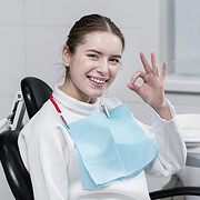Veneers in Hamburg – Für Ihr perfektes Lächeln mit natürlichem Look